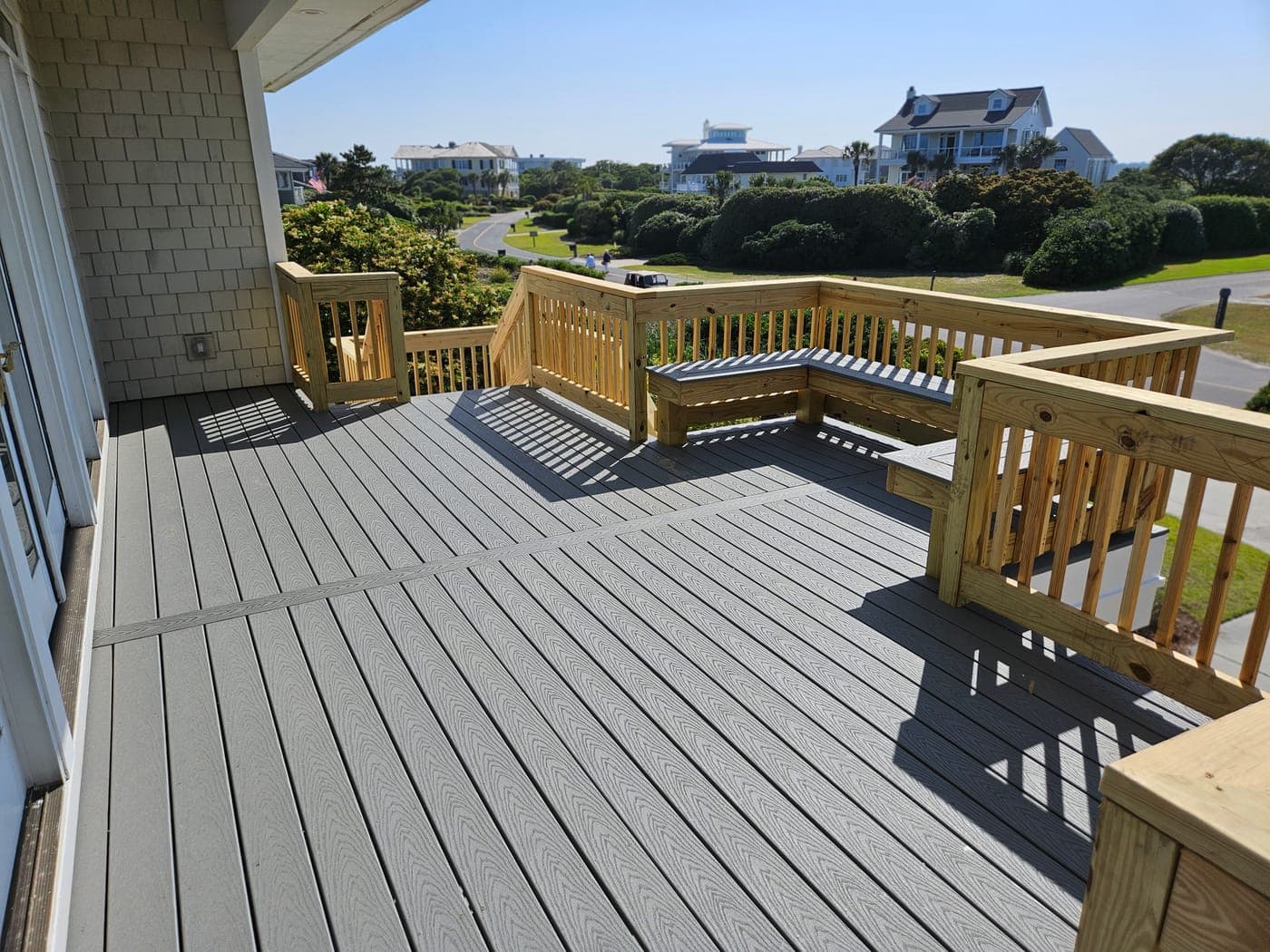 Benches golf deck
